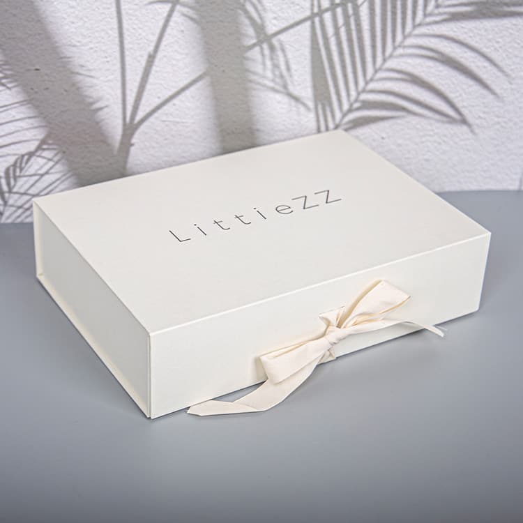 Custom Display Folded Paper Box  with Ribbon